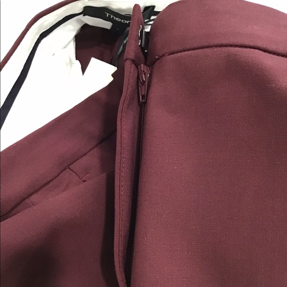 Theory Burgundy Demitria Good Wool Mid Rise Pants New With Tag 
Size 0 - Picture 8 of 14